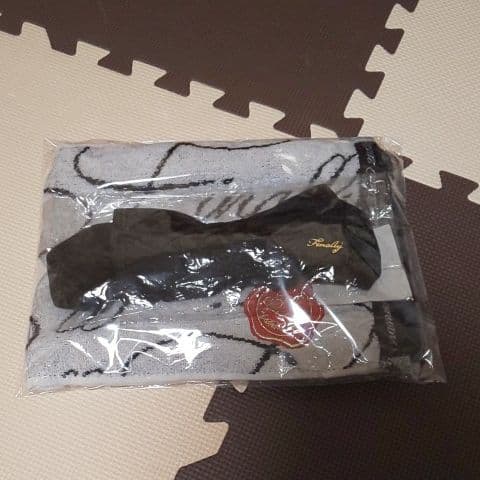 安室奈美恵 Finally マフラータオル&ヘアバンド 安室奈美恵 ファイナリー マフラータオル 未開封 - メルカリ