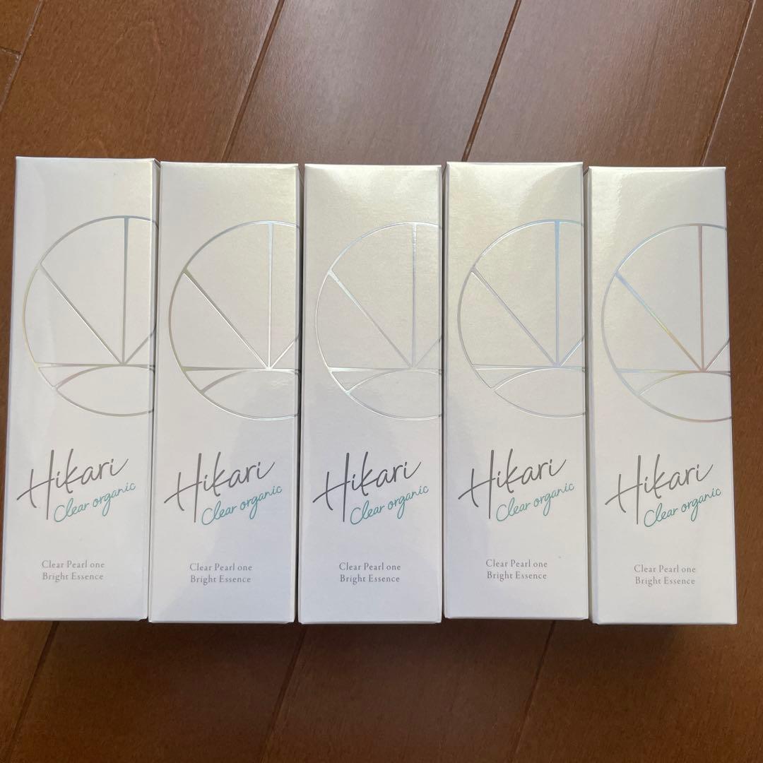 美容液 Hikari Clear Pearl and Bright Essence