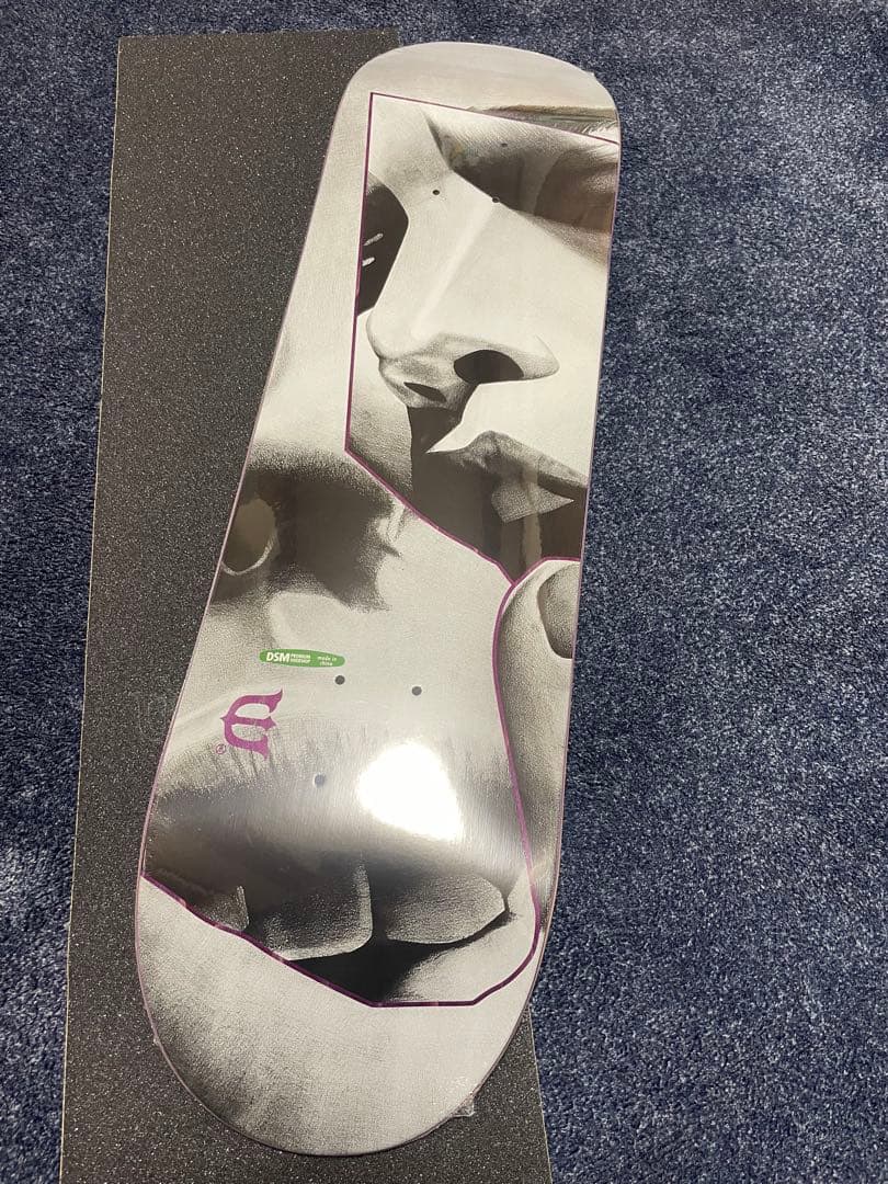 エビセンスケートボード　デッキ