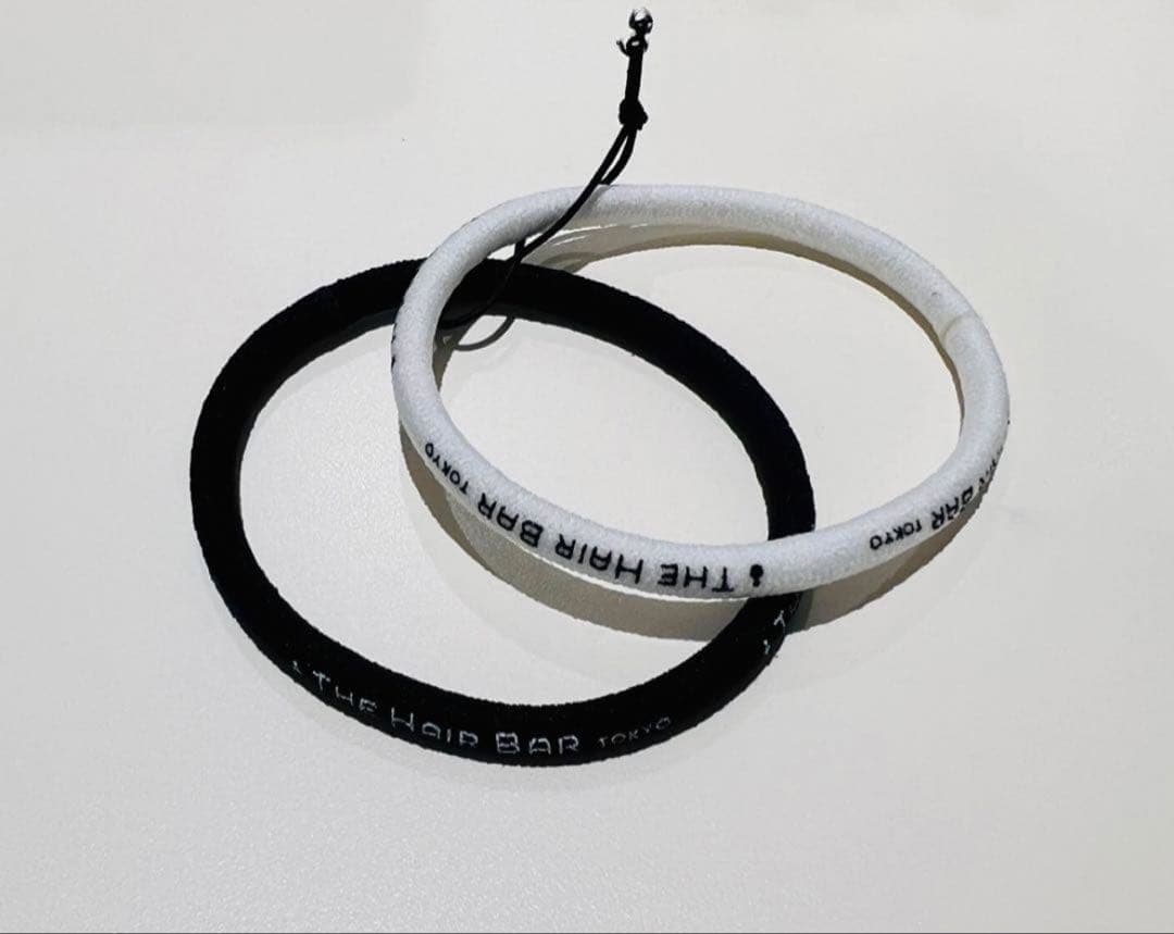 THE HAIR BAR TOKYO ザヘアバートウキョウ ロゴポニー ヘアゴム - メルカリ