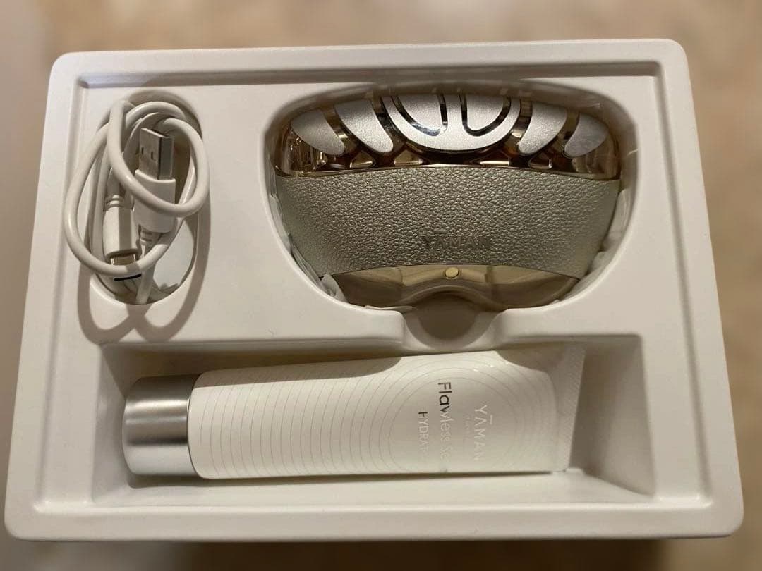 YA-MAN リフトロジーYJFD1N 美顔器 YA‐MAN（ヤーマン） YA-MAN 美顔器 リフトロジー YJFD1N ゴールド