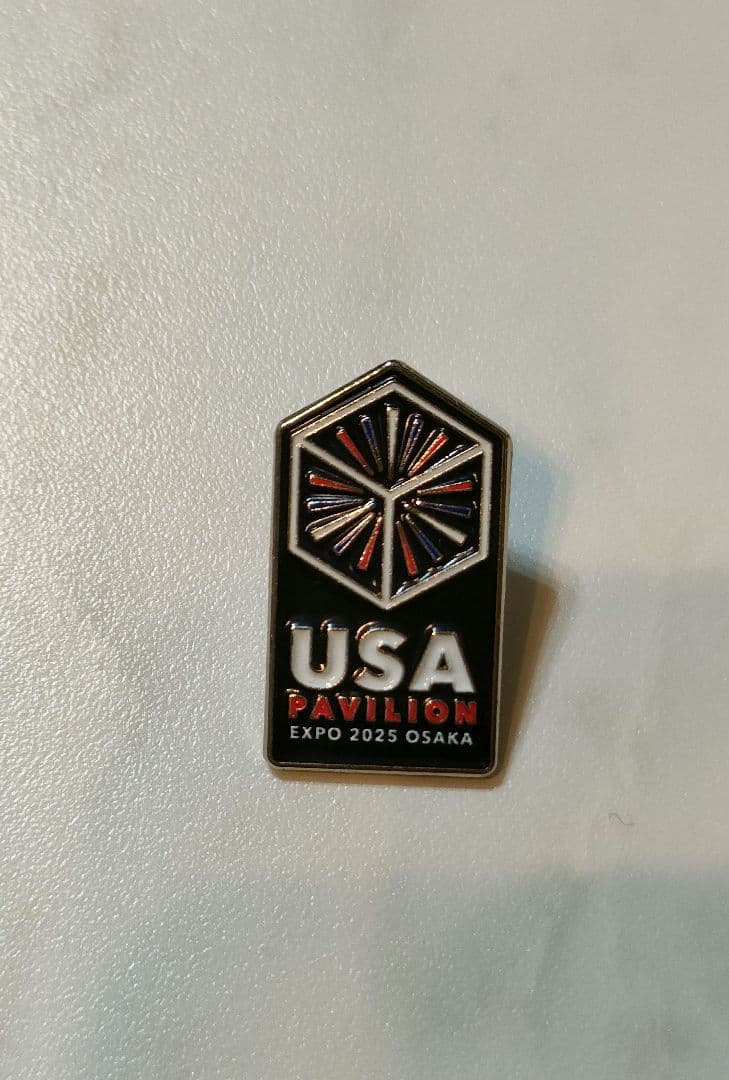 大阪万博　USA　アメリカパビリオン　ピンバッジ