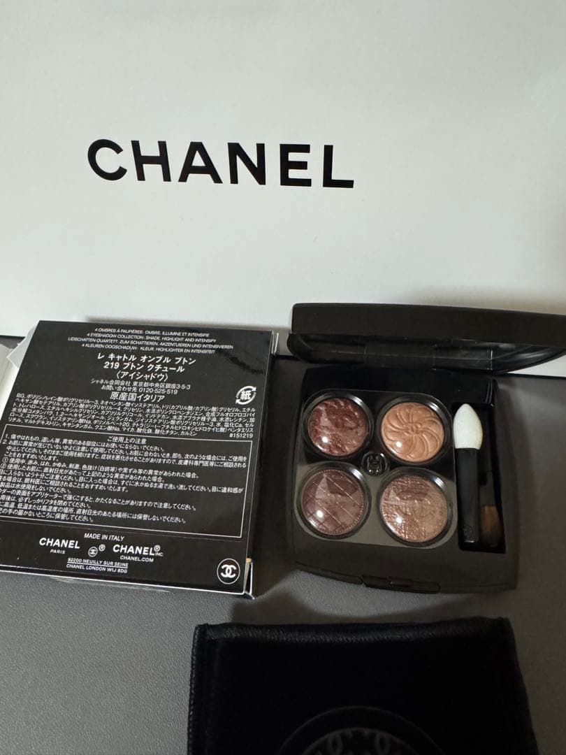 CHANEL アイシャドウパレット 219 BOUTONS COUTURE