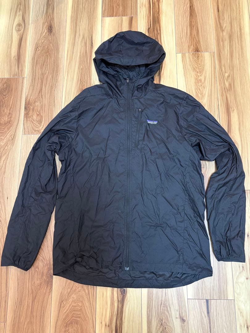 patagonia ブラック フーディニジャケット L
