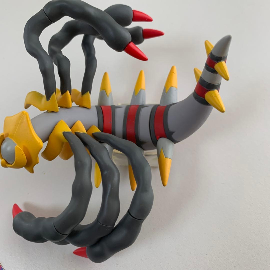 TAKARATOMY(ユージン )立体ポケモン図鑑ギラティナ - メルカリ