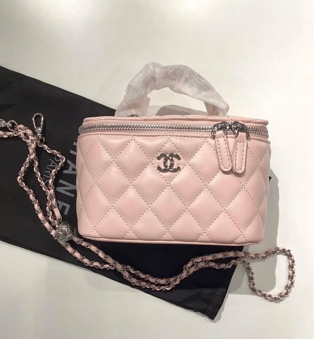 nikoさま専用！シャネル　バニティショルダーバッグピンク　ノベルティ nikoさま専用！シャネル バニティショルダーバッグピンク ノベルティ