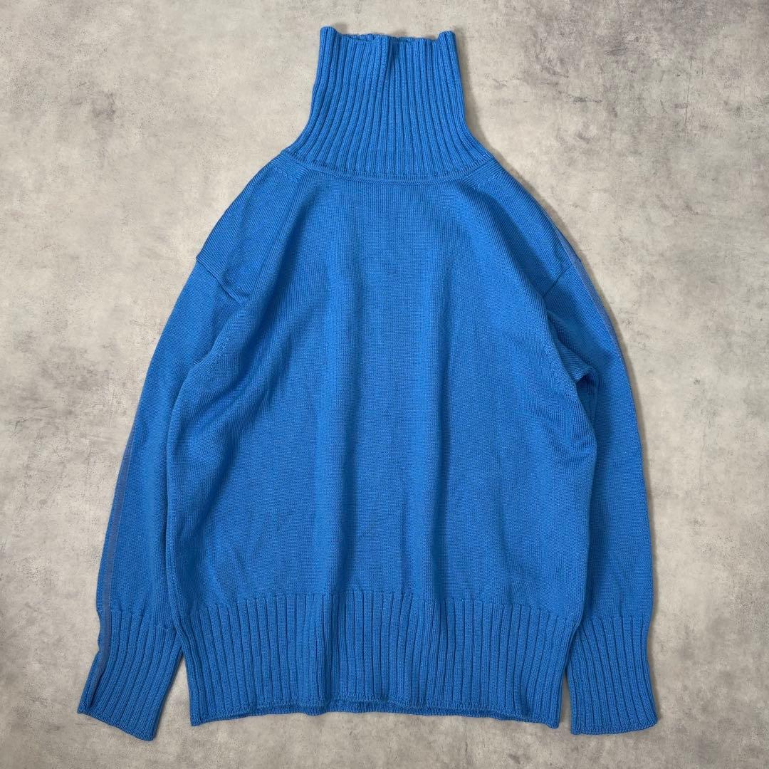 【セオリーリュクス】タートルネックニット 38 きれい色 ブルー 近年モデル
