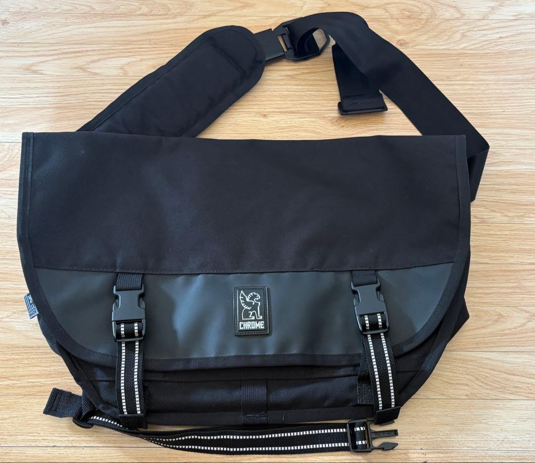 CHROME MINI METRO MESSENGER BAG ミニメトロ