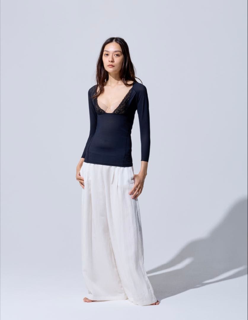 プウアボーテ　メディサーアームシェイプインナー Mサイズ