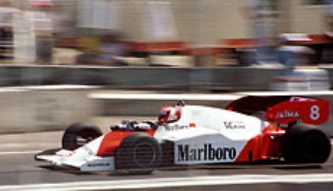 貴重）F1 McLaren MP4/8 ニキラウダ直筆サイン入1/43 - メルカリ