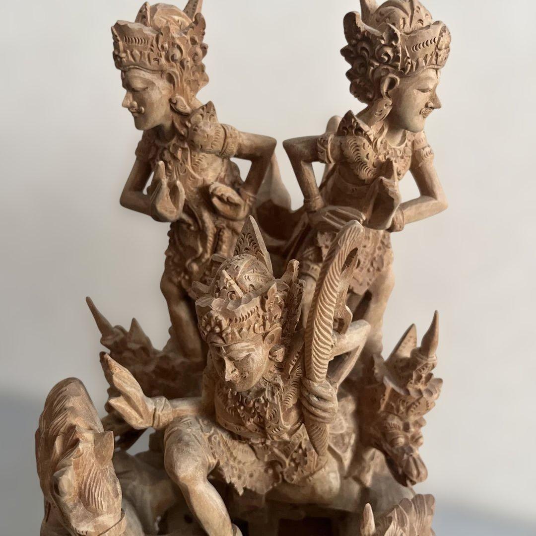 バリ島　木製神話彫刻 約30cm バリ島 木製彫刻 約60cm x 30cm - メルカリ