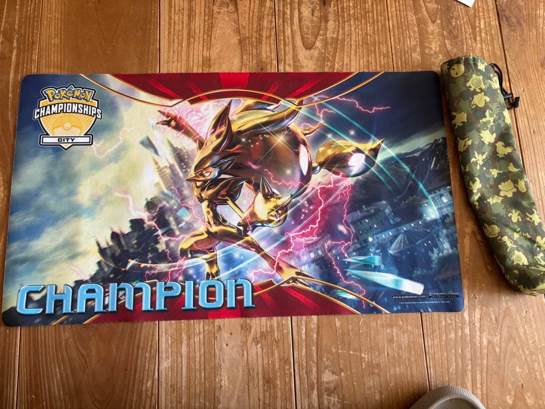 に*む様 【海外品】ポケモンカード　プレイマット　ゾロアークBREAK