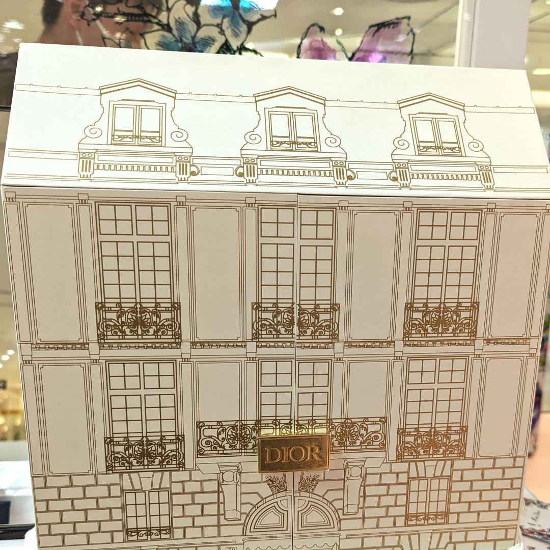 Diorアドベントカレンダー2023　クリスチャンディオール  (数量限定品）