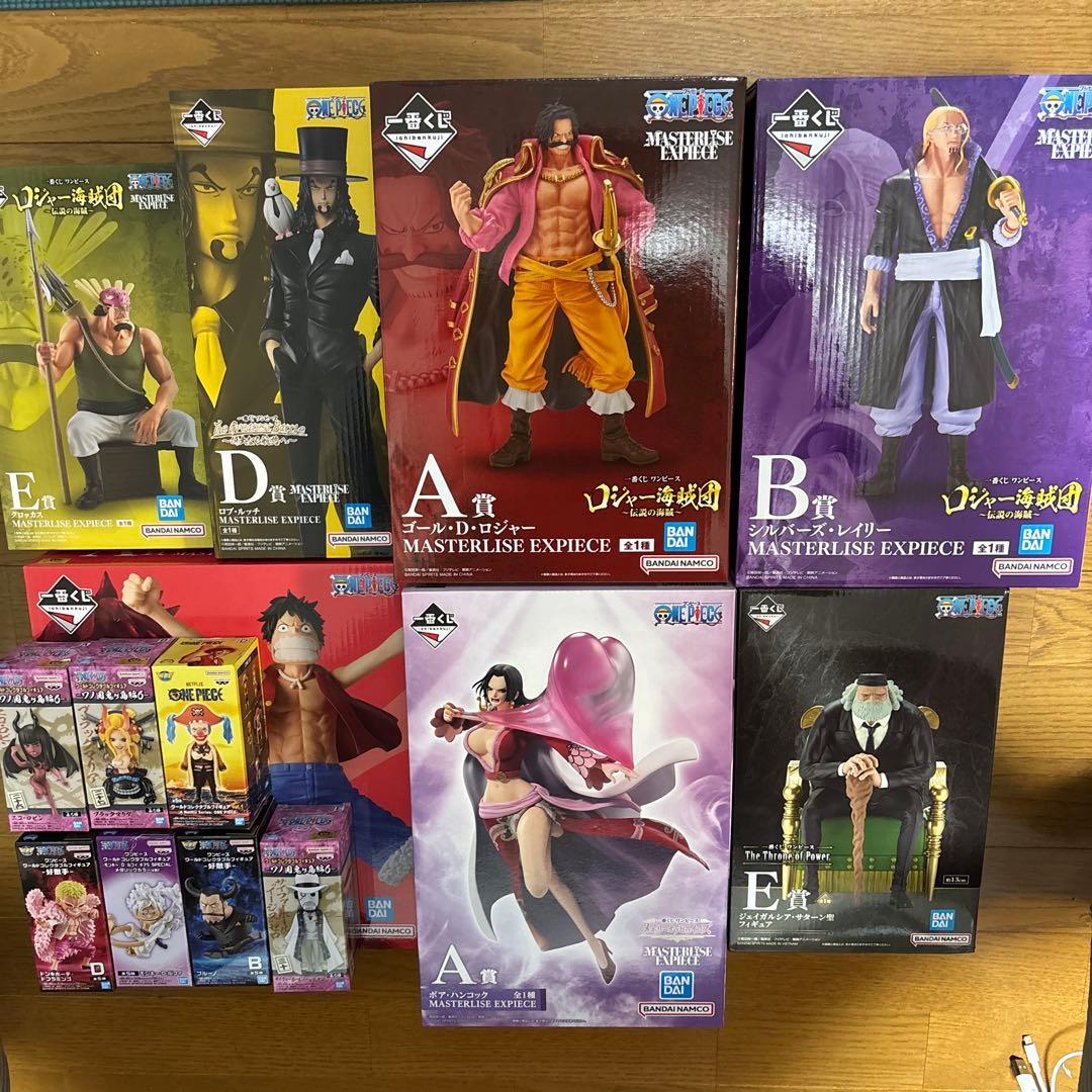 ワンピース一番くじ上位賞フィギュア、ワーコレまとめ売り　15点　新品未開封