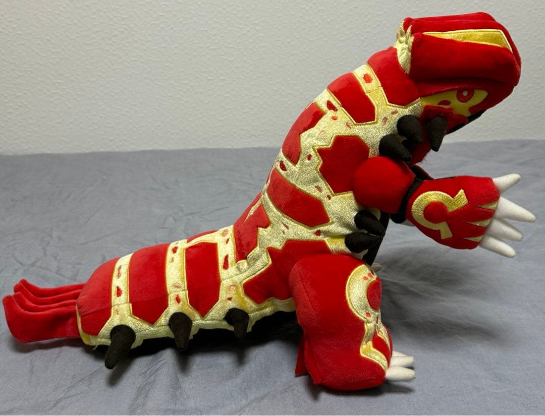 ゲンシグラードン ぬいぐるみ （ポケモンセンター） - メルカリ