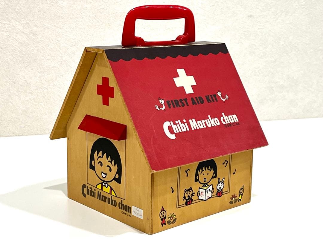 f057 超希少　昭和　レトロ　ちびまる子ちゃん　救急箱　赤十字マーク f057 超希少 昭和 レトロ ちびまる子ちゃん 救急箱 赤十字マーク