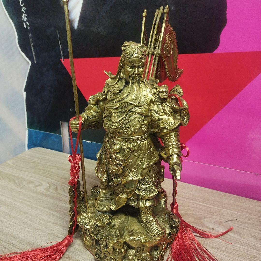 三国志　関羽　置物　神様　金運の神様 置物 関羽 三国志 樹脂製 風水 アイテム 彫刻風 商売の神様 開運 金運