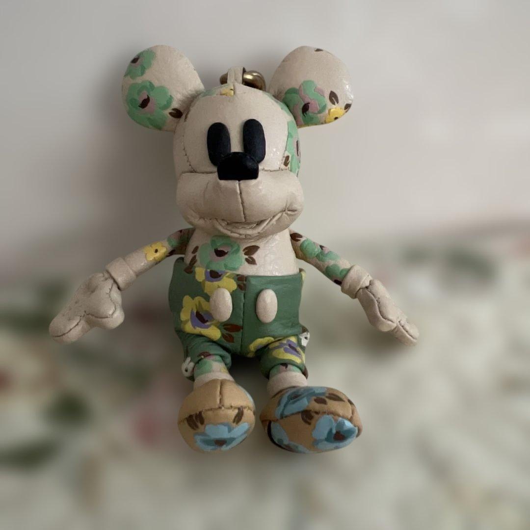 コーチ ミッキーマウスキーホルダー