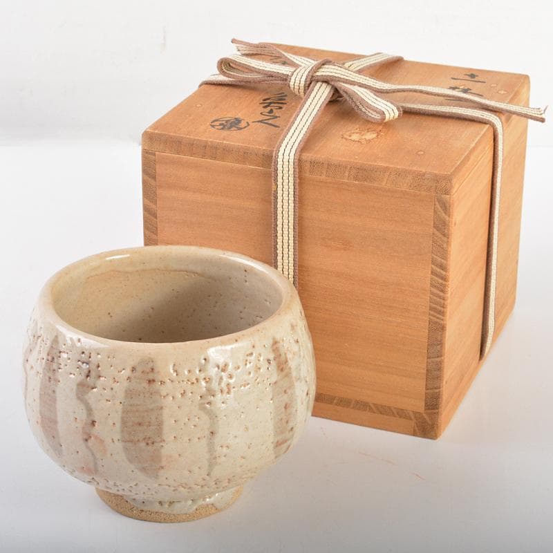 そら　北大路魯山人作　志野　志埜　茶碗　共箱　M　R6749
