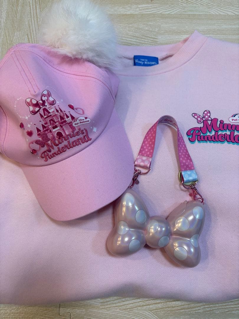 Disneyミニパルトレーナーキャップスナックケースセット - メルカリ