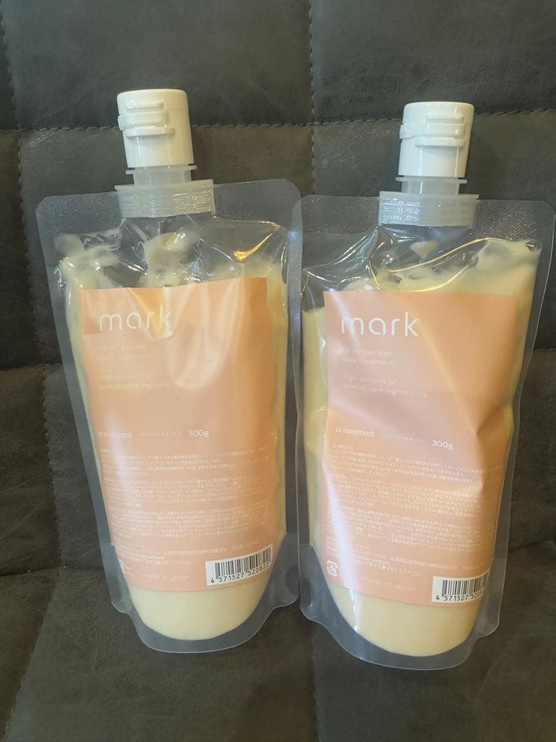 mark ヤクジョ　エルバイ　ウルガミトリートメント　300g 2本