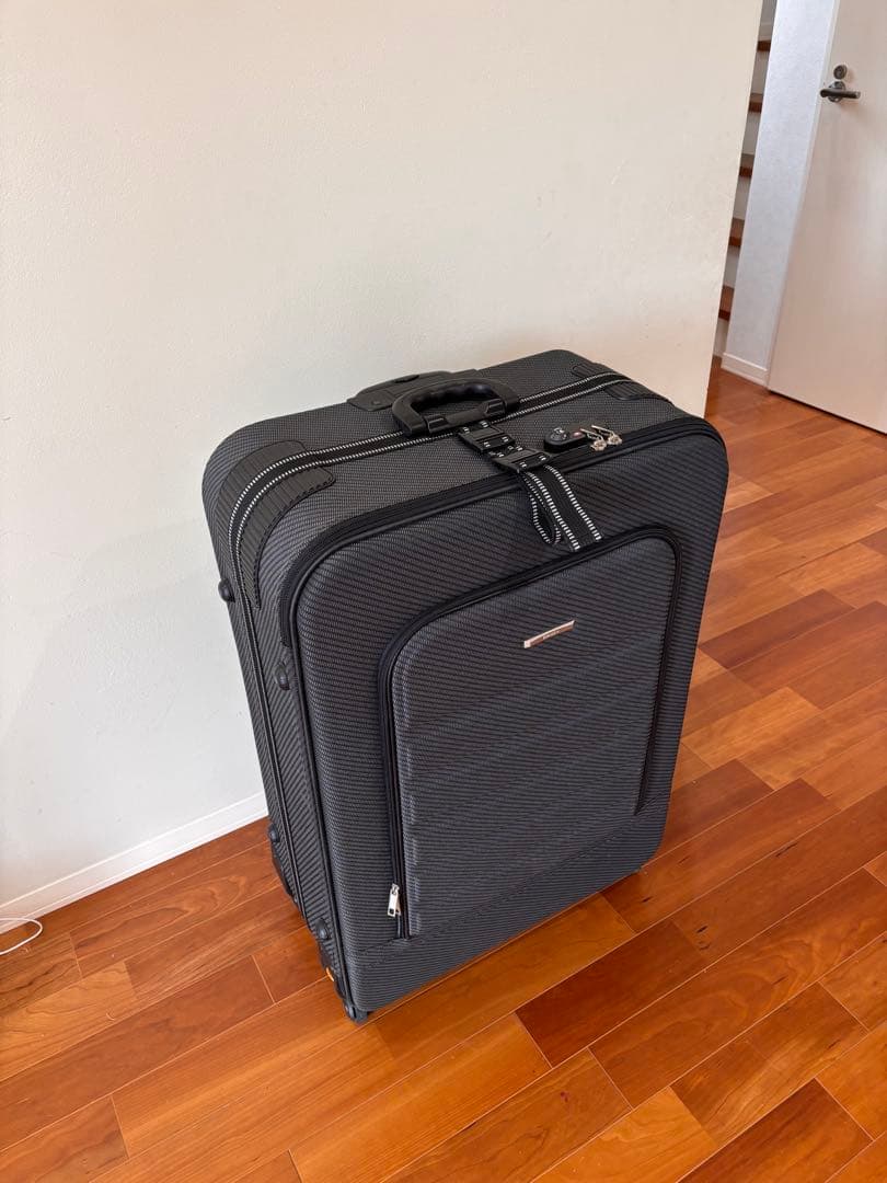 【大幅値引】シフレ escape大容量 138キャリーケース TSAロック付き 楽天市場】【スーパーSALE限定価格＆クーポン】キャリーバッグ