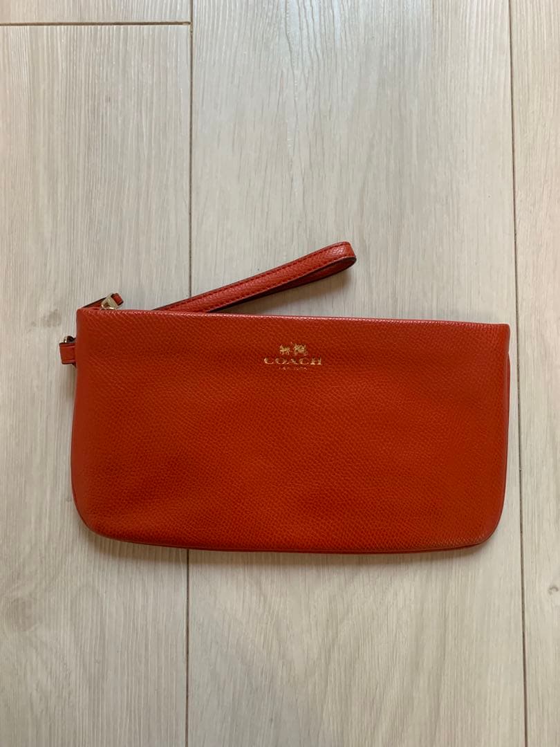 3,000円引！【ほぼ新品】COACHのリストレット/ポーチ（朱色/赤）レザー コーチ COACH 財布 レディース ポーチ ハンドポーチ リストレット