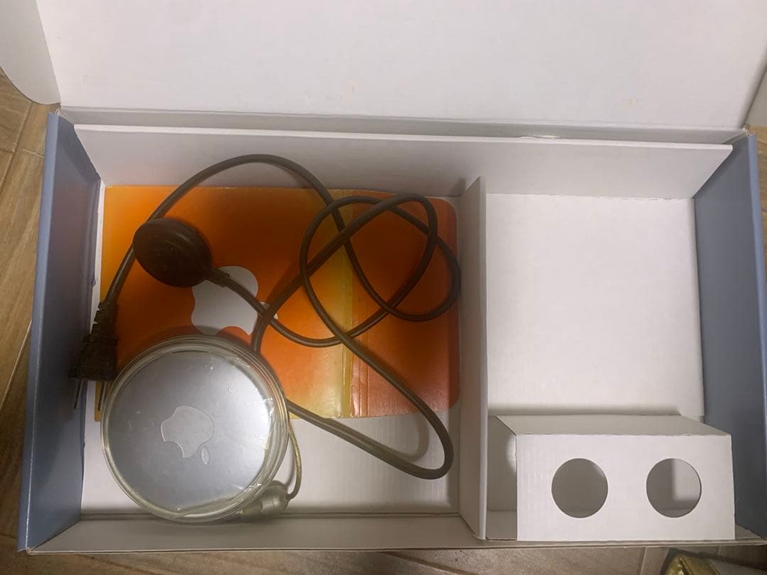 ぱ*ん様 Apple iBook G3クラムシェル オレンジ 起動確認済み - メルカリ