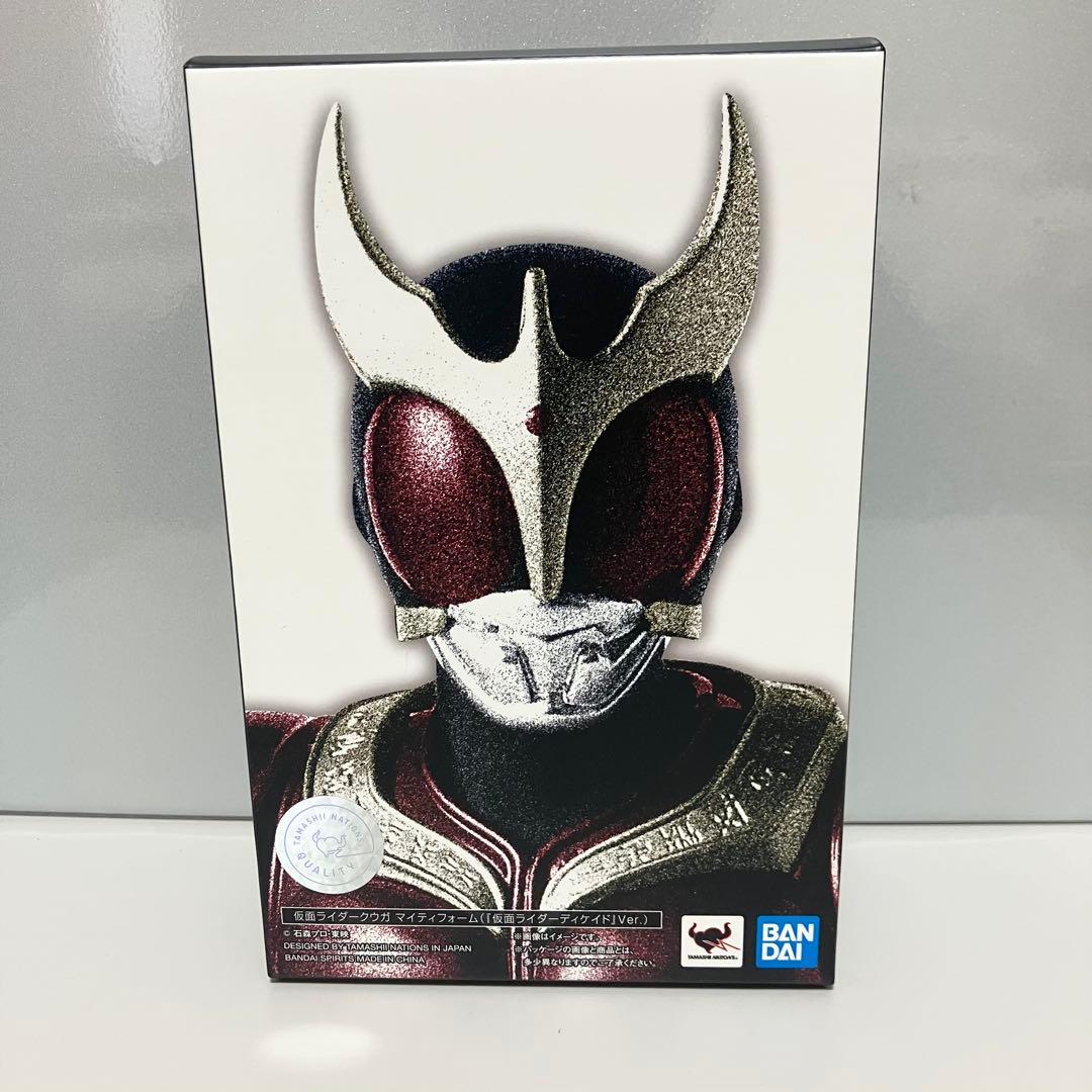 【匿名配送】S.H.F 真骨彫製法　仮面ライダークウガ　マイティフォーム