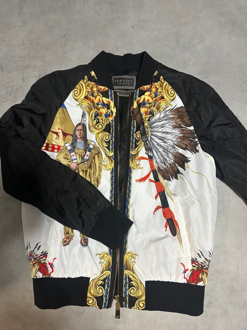 VERSACE TRIBUTE スカジャン 44 VERSACE - ヴェルサーチ スカジャンの通販 by あい｜ヴェルサーチなら