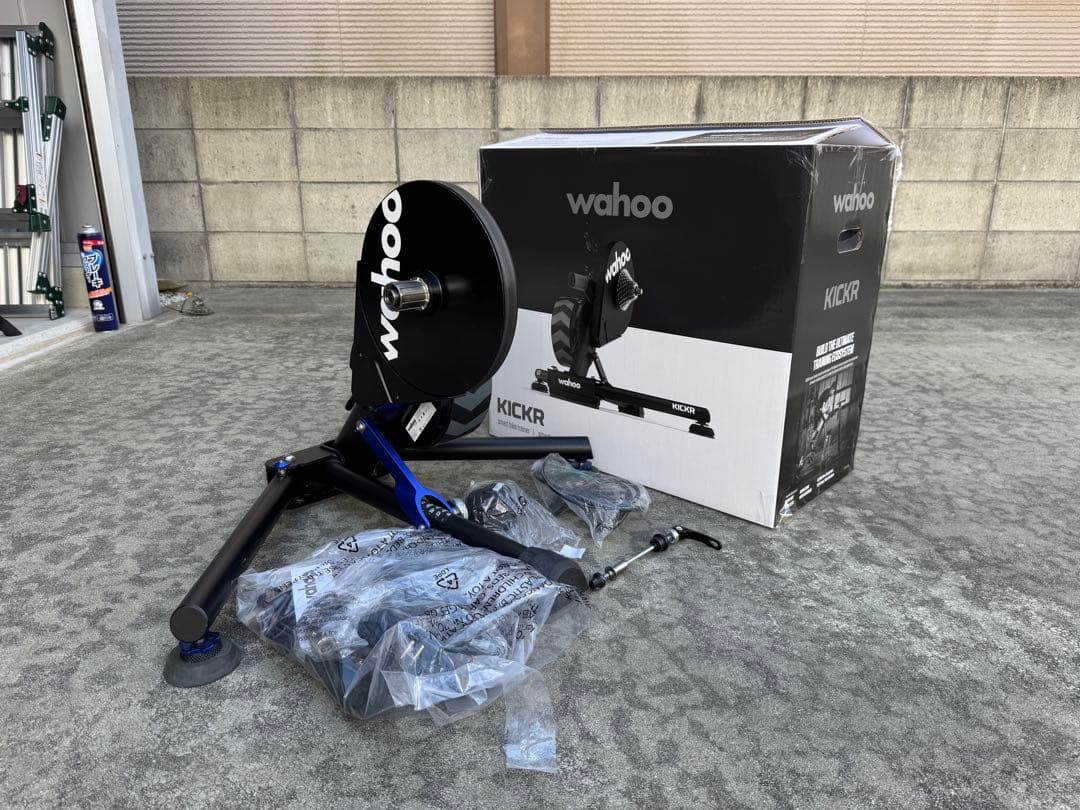 Wahoo KICKR WF113 V5トレーニングローラー zwift ワフー WAHOO キッカー KICKR V5 WF113 スマートトレーナー ZWIFT対応