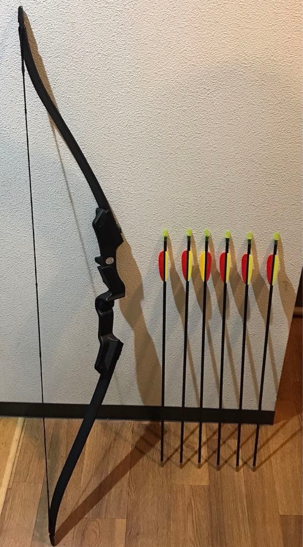 ManKung社製 弓と矢 6本セット RB007B ManKung社製 アーチェリーRB007B JR.リカーブボウ 21ポンド【防犯