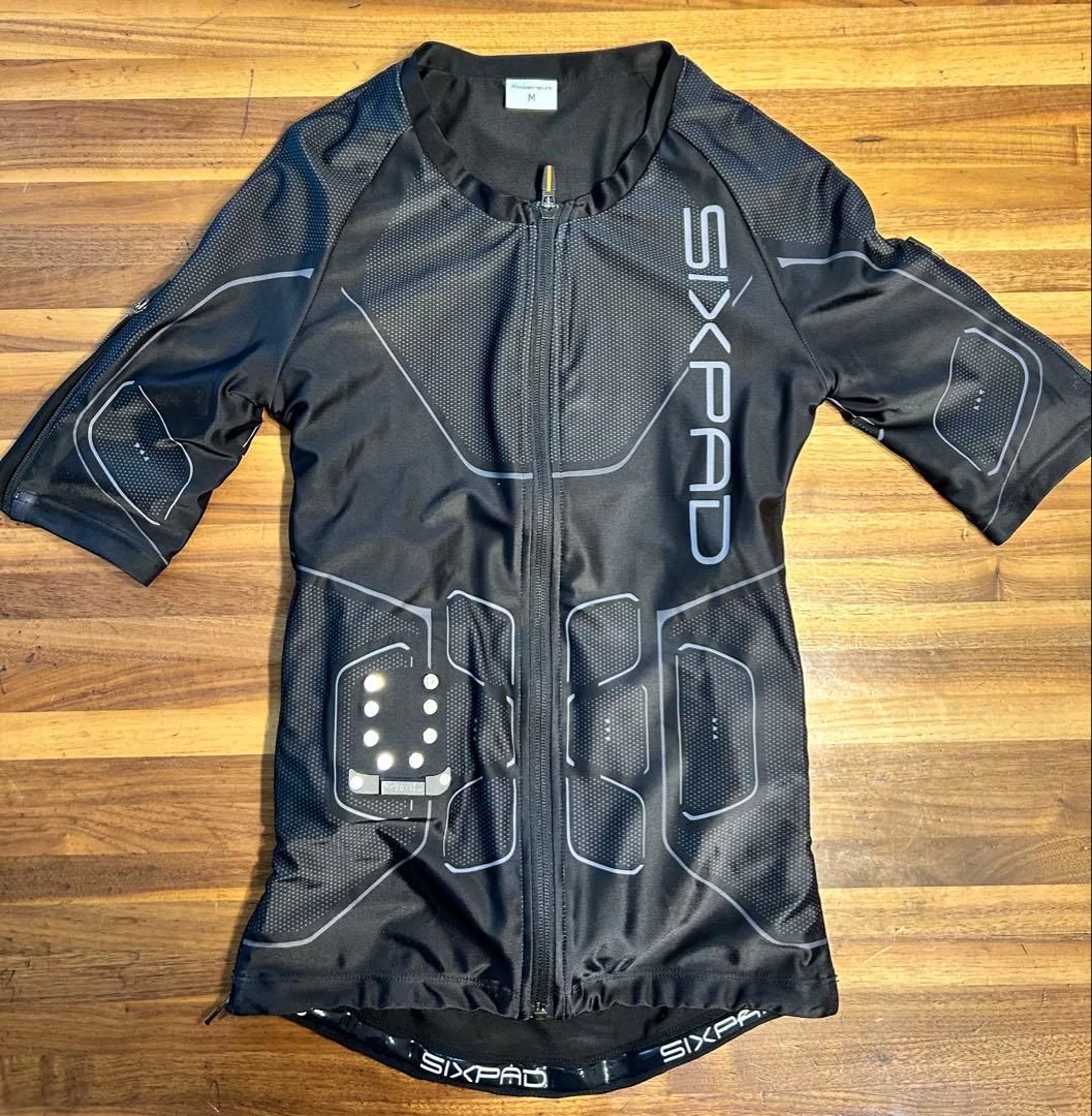 シックスパッド　パワースーツ　上下セット