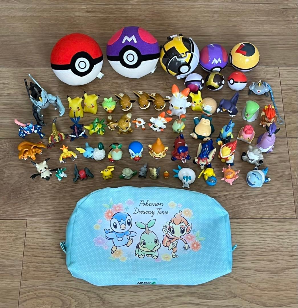 ポケモンフィギュア48体 モンスターボール 8個　まとめ売り