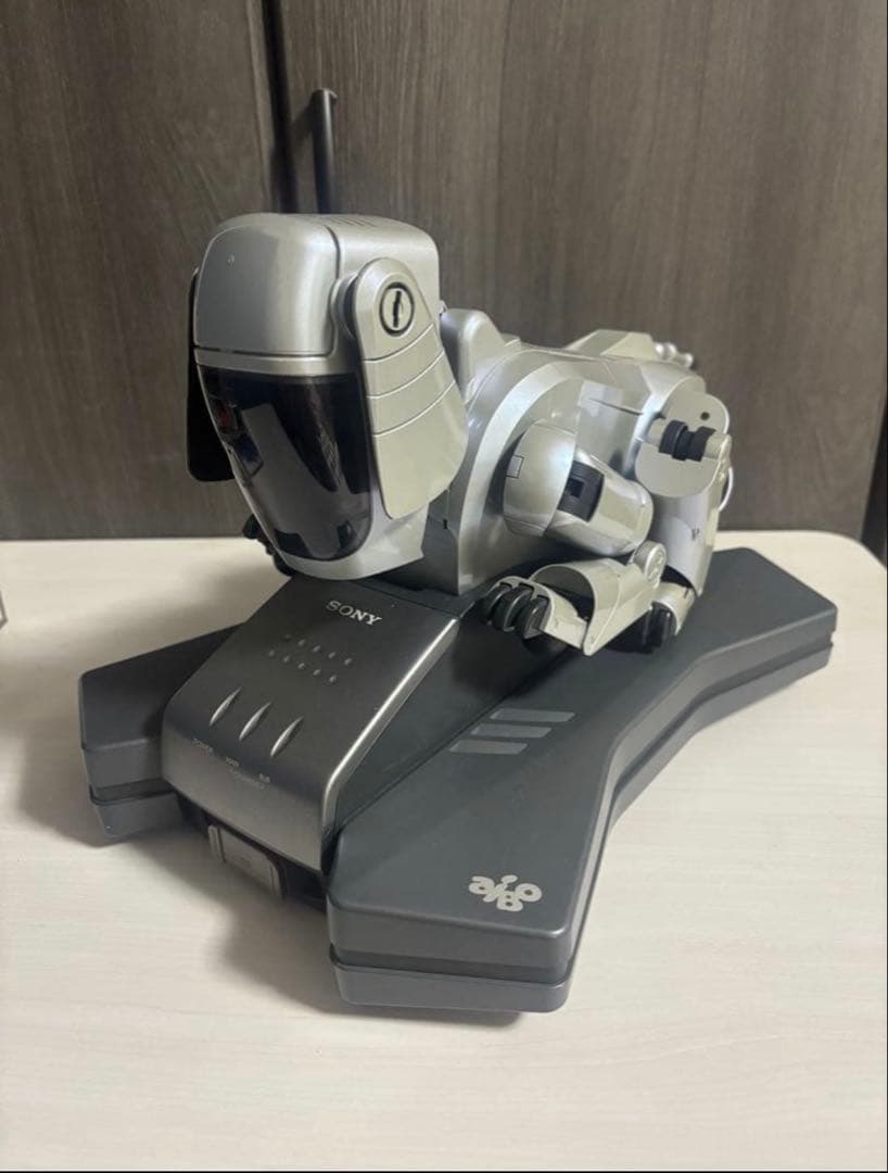 ロボット SONY AIBO ERS-111