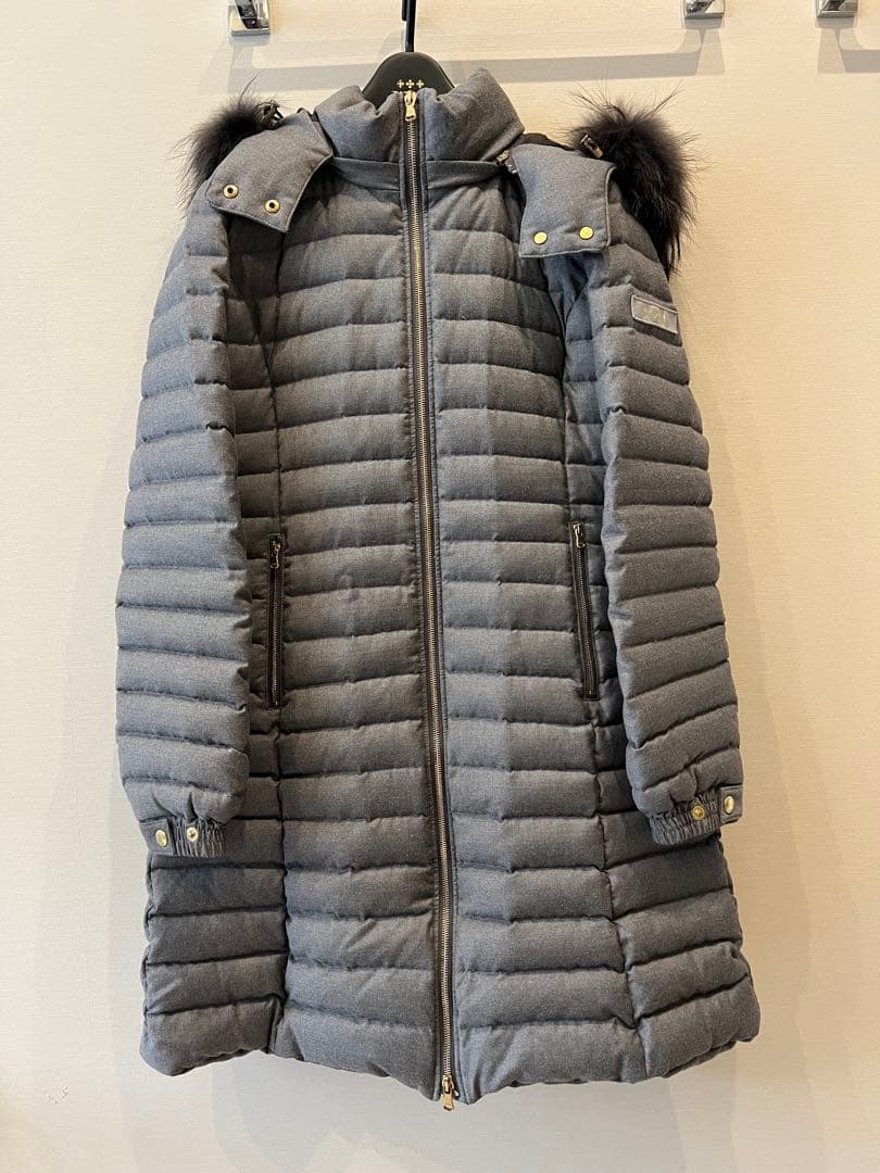 【週末値下げ】TATRAS ダウン CIMA グレー 3