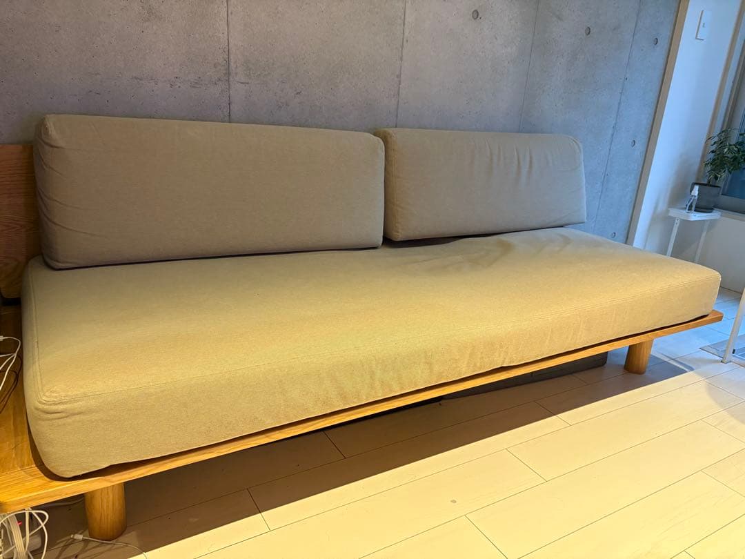無印　MUJI ソファベッド　3人掛け　送料込み 新宿通り】シーンにあわせて永く使える「リクライニングソファベッド