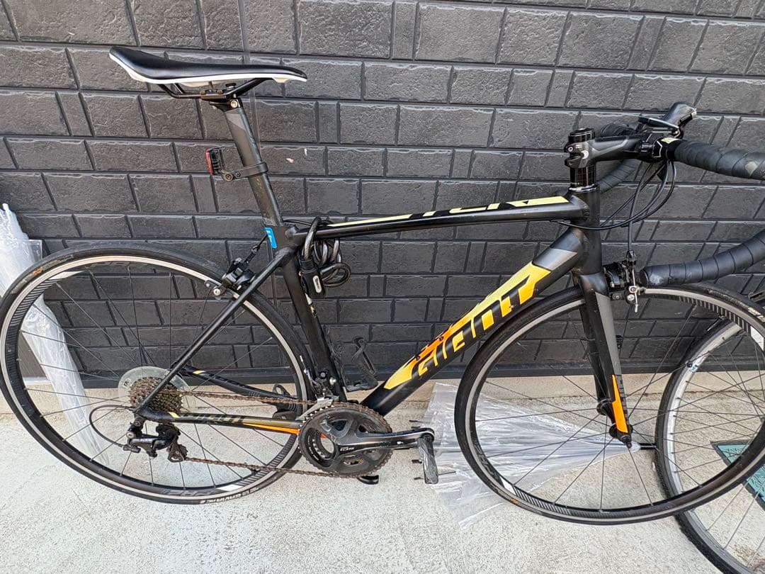 GIANT TCR SL2 (2018)本体(送料込み) アウトレット】フラッグシップをアルミで再現!!『GIANT TCR SL2』は10