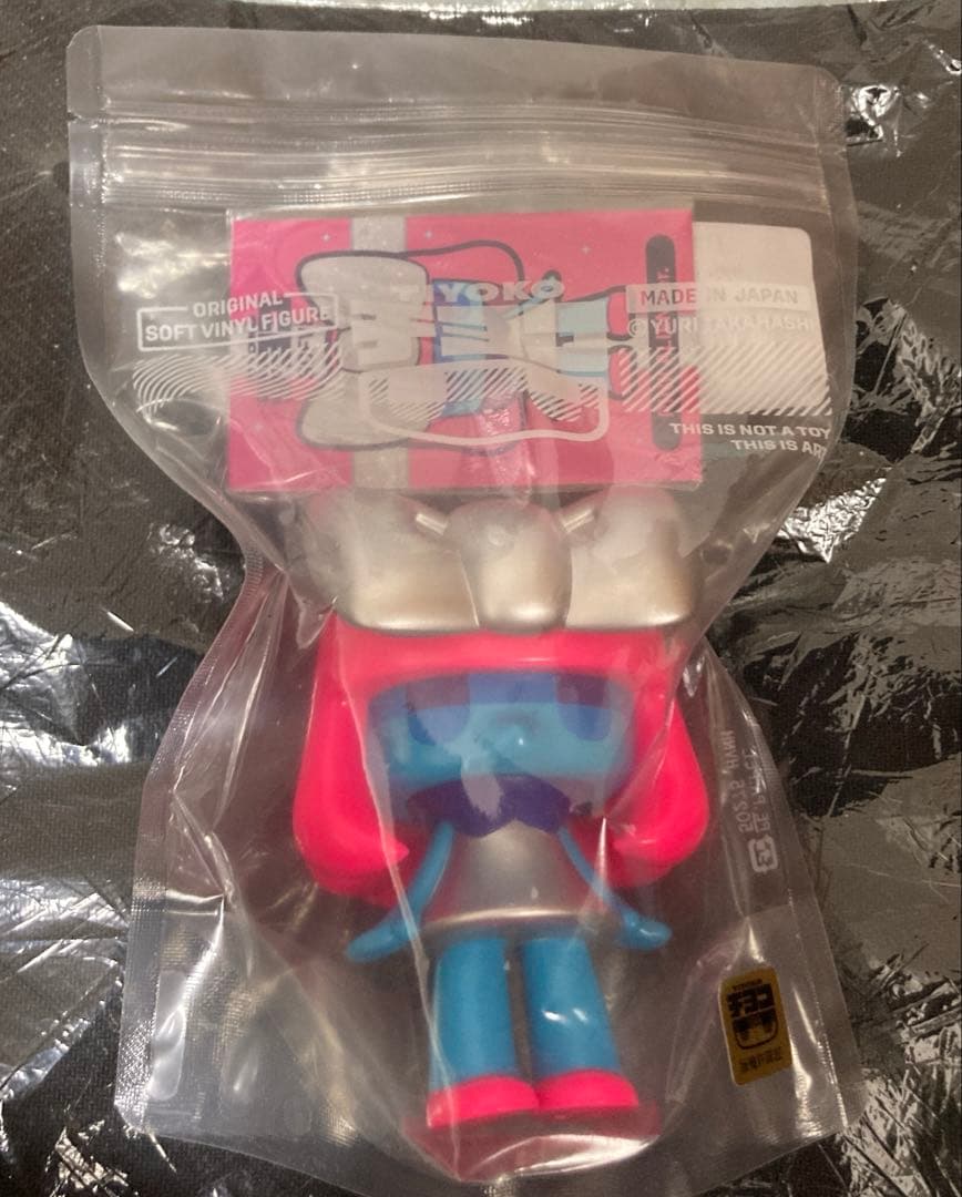 ソフビ　チヨコ　ピンクエイリアンver.