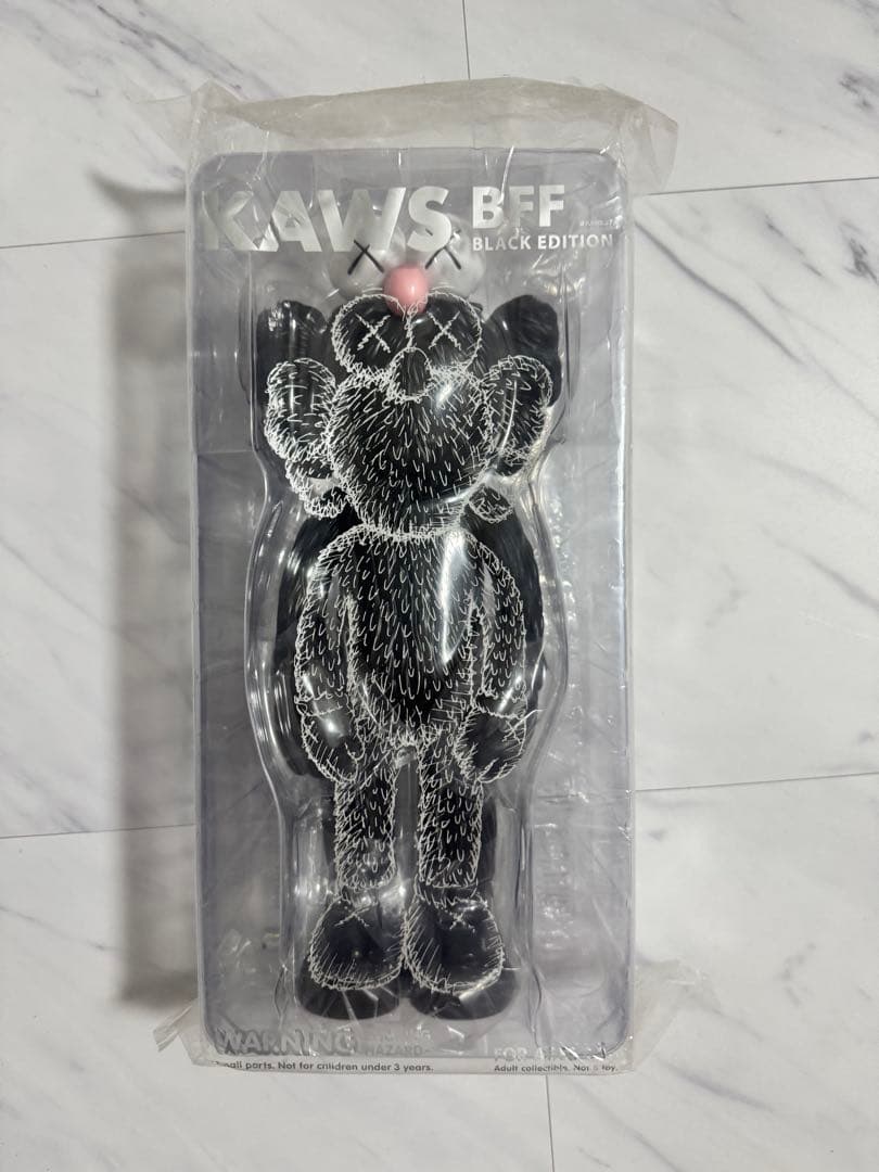 KAWS BFF MoMA BLACK EDITION 新品未開封 KAWS BFF Open Edition Vinyl Figure Black Edition – Designstoresyd