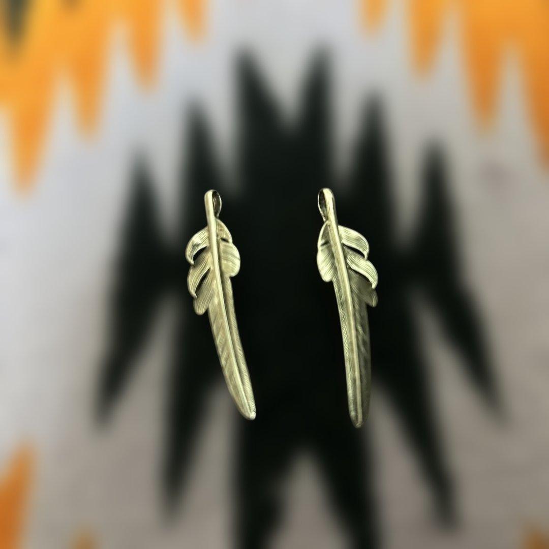 アクセサリー Larry Smith KAZEKIRI FEATHER PENDANT