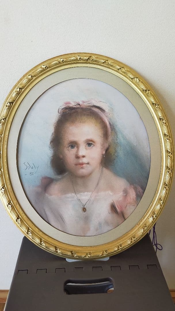 アンティークパステル画　 少女の肖像画