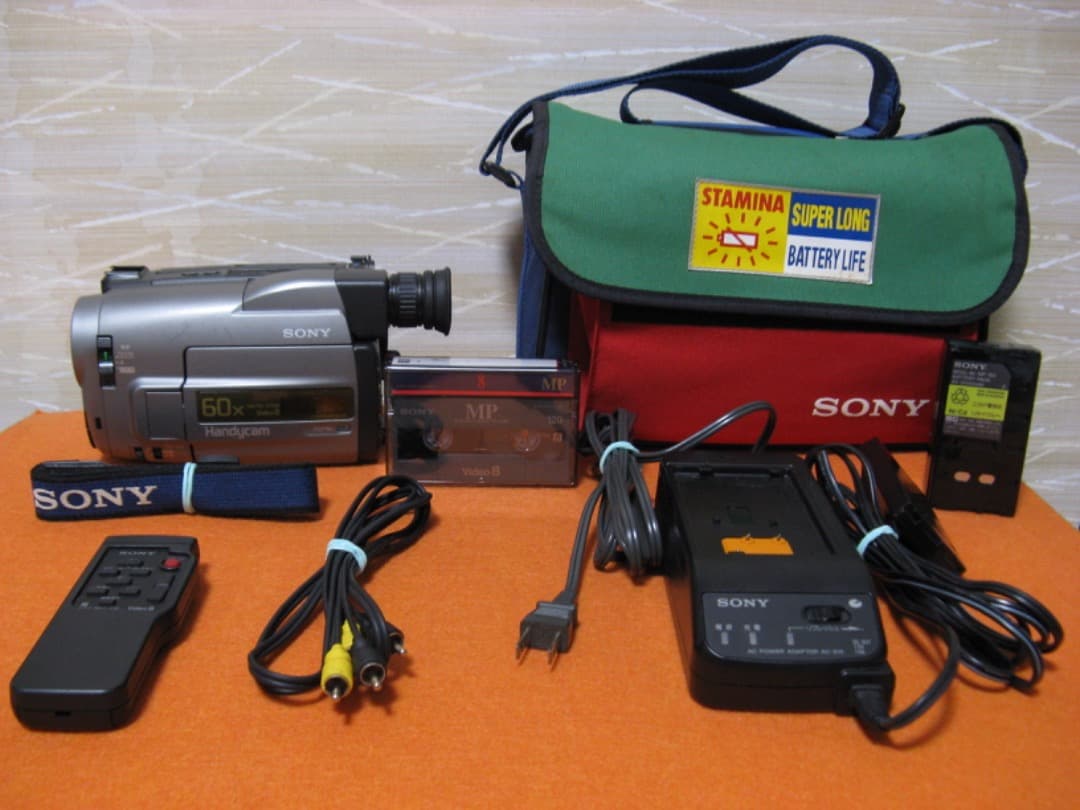 動作OK❗️☆SONYの液晶8ミリビデオカメラ・CCD-TRV513 Amazon | SONY ソニー CCD-TRV513 ビデオカメラレコーダー(Video8/8mm