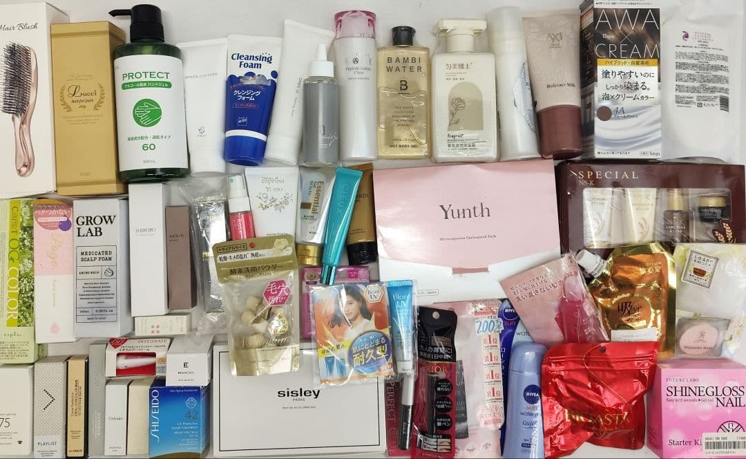 新品未使用　化粧品など大量まとめ売り（基礎化粧 スキンケアヘアケアコスメその他）
