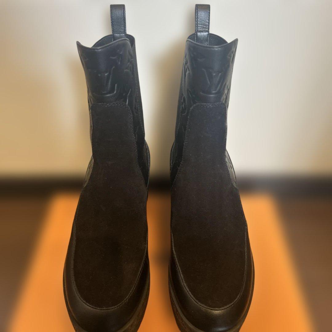 ルイヴィトンブーツ ローリエートライン