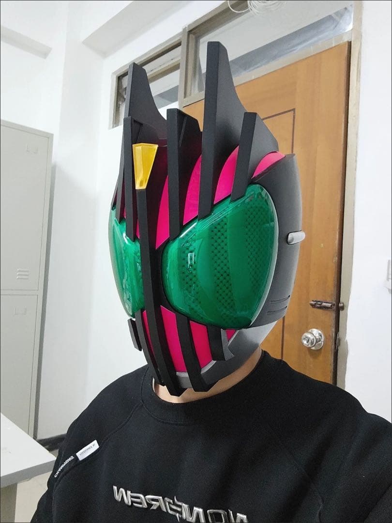 仮面ライダーディケイド マスク 1/1 レプリカ コスプレ - メルカリ