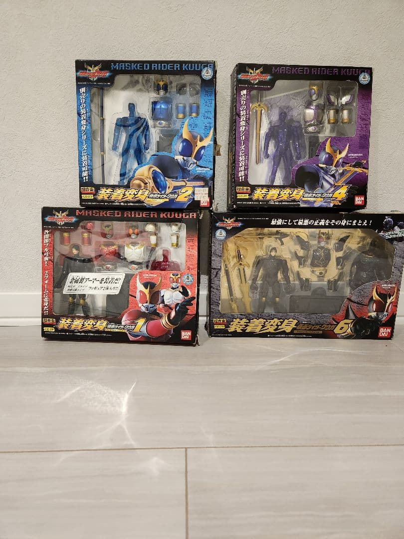 仮面ライダークウガ装着変身、フィギア