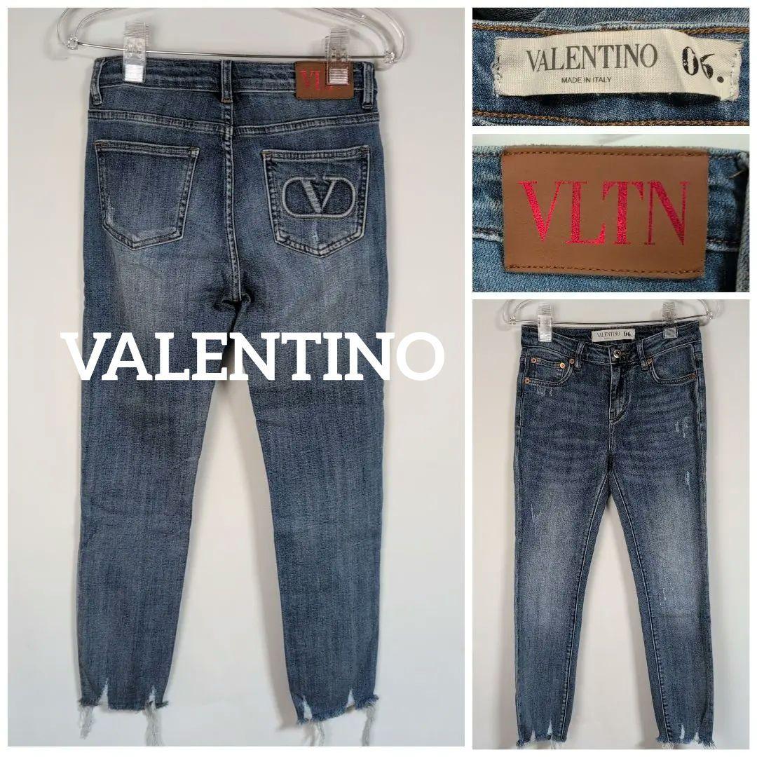 VALENTINO ヴァレンティノ スキニーデニム CVDロゴ付き
