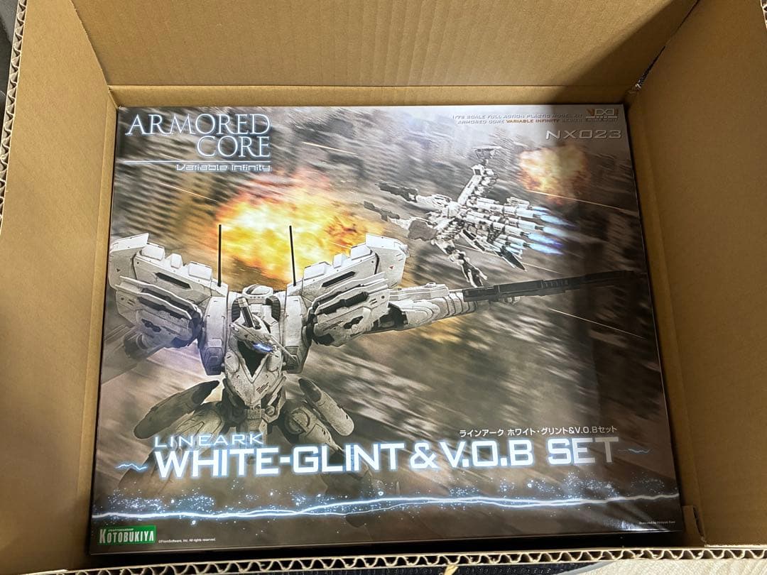 ア一マ一ド・コア ホワイト・グリント&V.O.Bセット