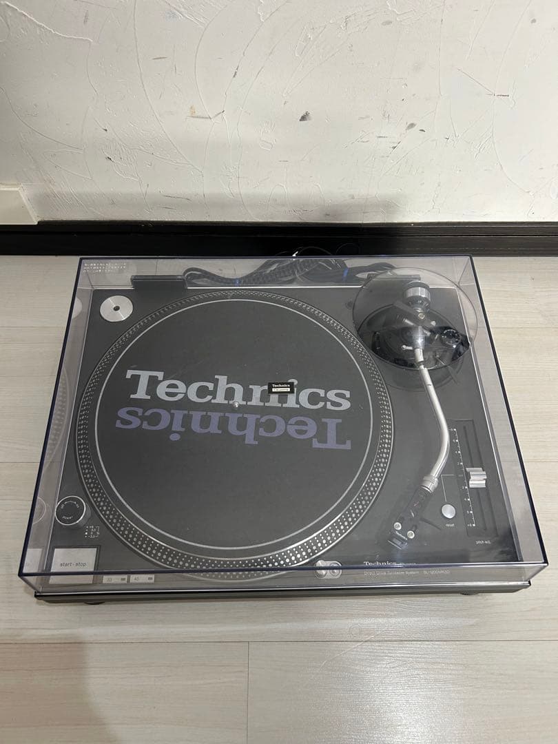 【美品】テクニクス ターンテーブル SL-1200MK3D